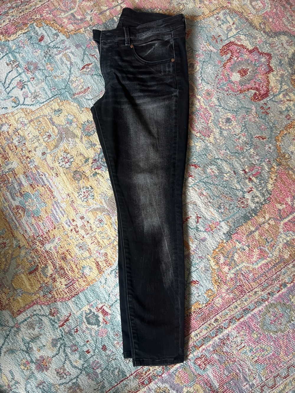 Buckle Women's Black Washed Skinny Jeans